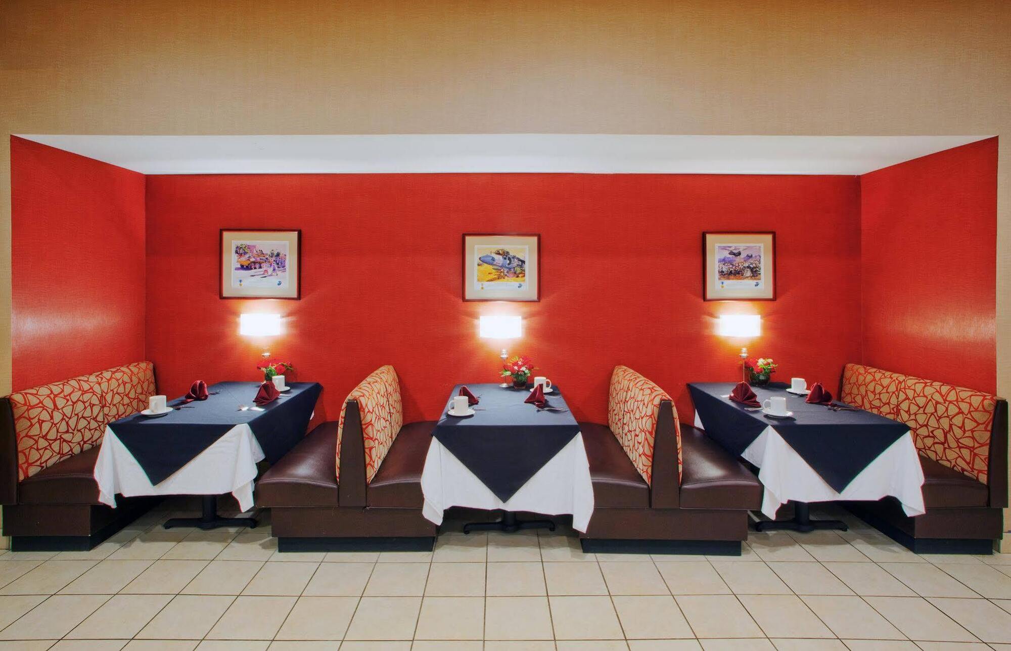 Holiday Inn Express Dumfries-Quantico By Ihg Экстерьер фото